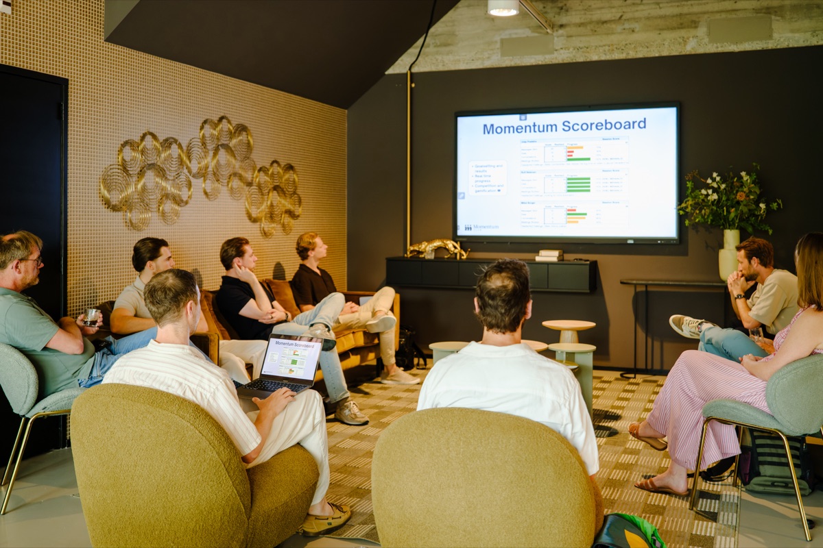 Weekly Sales Accountability for B2B Founders